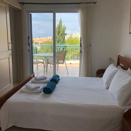 Holiday home Regina Gardens - Spacious 3 Bed, 2 Bath Maisonette