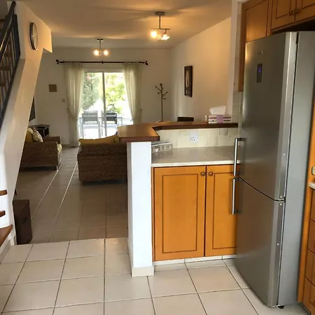 Holiday home Regina Gardens - Spacious 3 Bed, 2 Bath Maisonette *