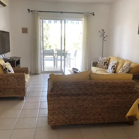 Holiday home Regina Gardens - Spacious 3 Bed, 2 Bath Maisonette Paphos